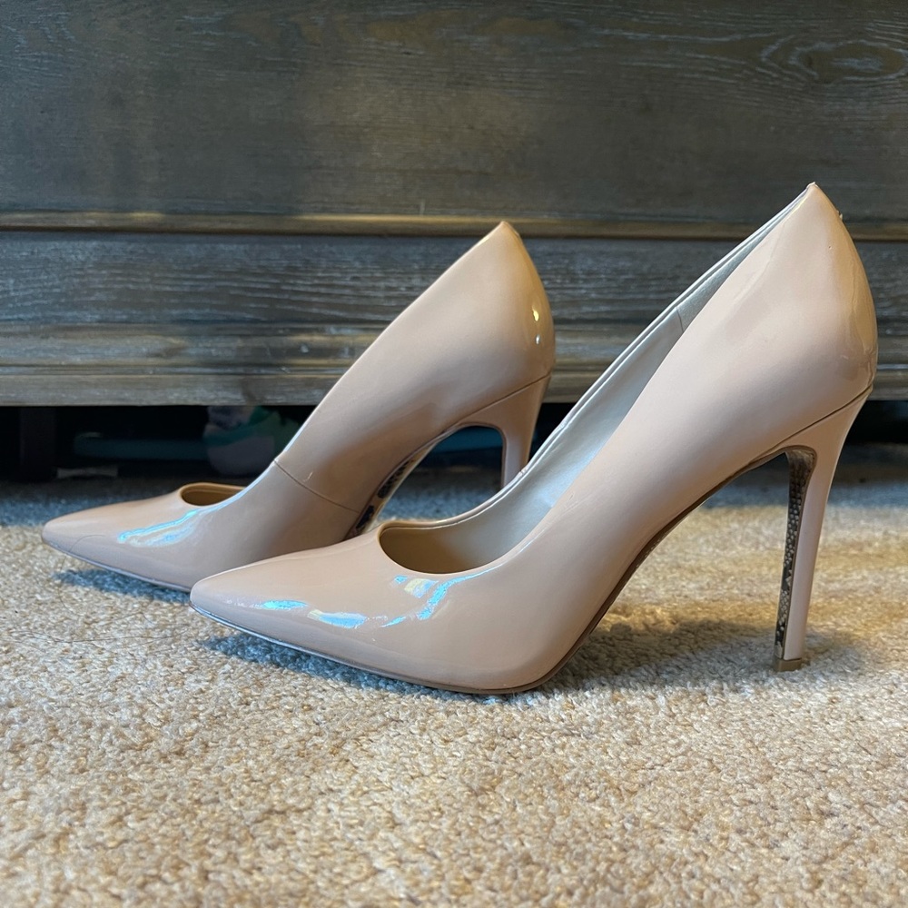 Mix No. 6 Nude Pumps